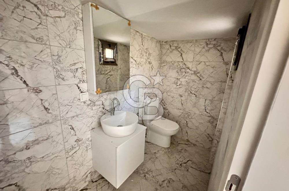 Foça Kazım Dirik Mah. Kiralık 3+1 Bahçeli Dubleks Daire