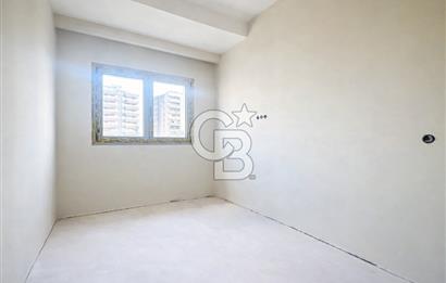 FENERBAHÇE , SELAHATTİN PINAR SOKAK'TA 4+1 KATTA TEK NET 140 M2 DAİRE