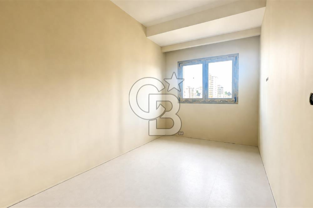 FENERBAHÇE , SELAHATTİN PINAR SOKAK'TA 4+1 KATTA TEK NET 140 M2 DAİRE