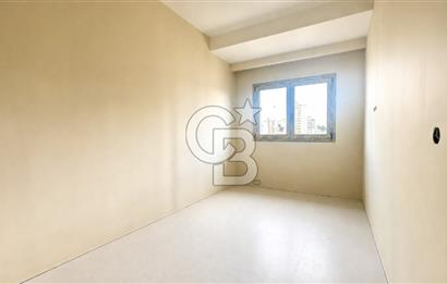 FENERBAHÇE , SELAHATTİN PINAR SOKAK'TA 4+1 KATTA TEK NET 140 M2 DAİRE