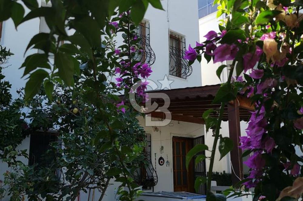 Yalıkavak Merkez Sahile 150m 5+1 Bahçeli Müstakil Villa