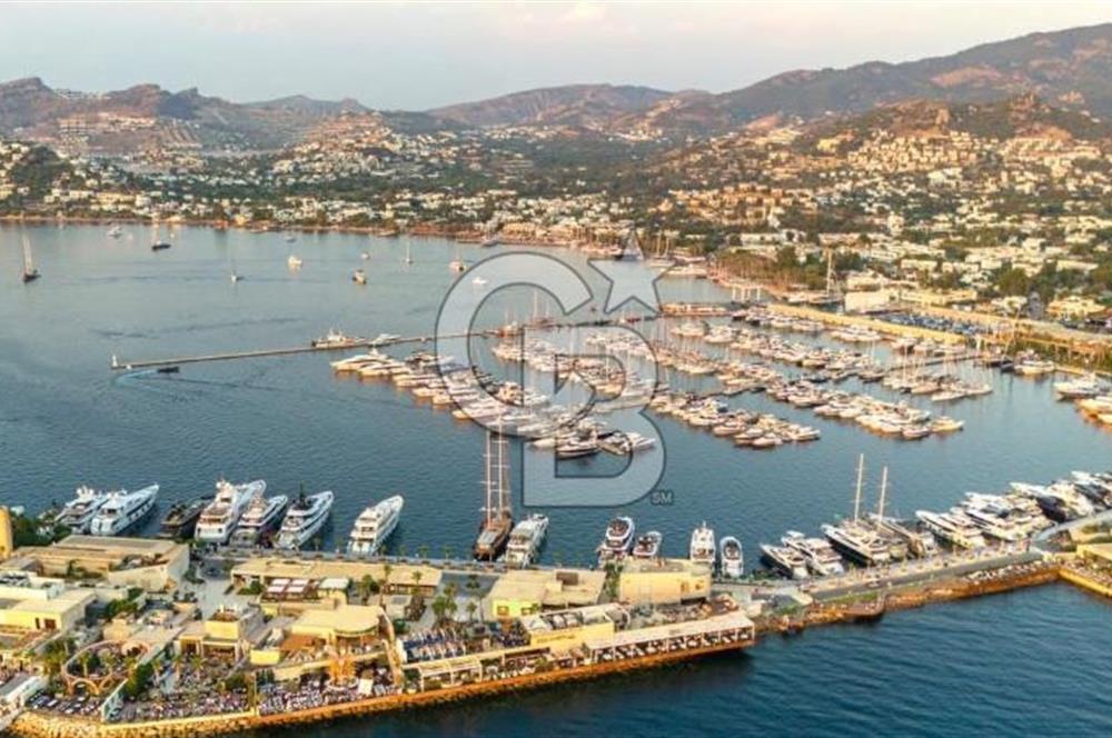 Yalıkavak Merkez Sahile 150m 5+1 Bahçeli Müstakil Villa