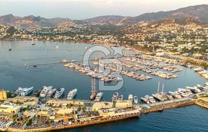 Yalıkavak Merkez Sahile 150m 5+1 Bahçeli Müstakil Villa