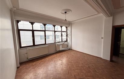 PİYALEPAŞA İBB BEYAZ MASA'NIN YANI BAŞINDA KİRALIK 2+1 DAİRE