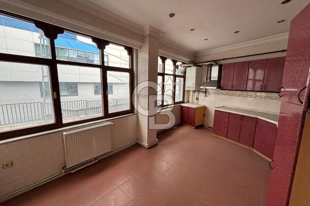 PİYALEPAŞA İBB BEYAZ MASA'NIN YANI BAŞINDA KİRALIK 2+1 DAİRE