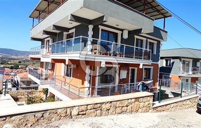 Foça Kazım Dirik Mah. Eşyalı Kiralık 3+1 Dubleks Daire