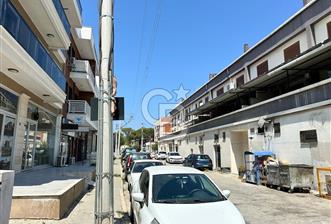 Foça Kazım Dirik Mah. Merkezi Konum Kiralık Dükkan - 3 - 341828