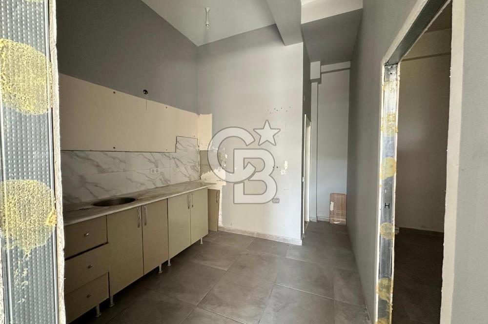 Foça Kazım Dirik Mah. Merkezi Konum Kiralık Dükkan