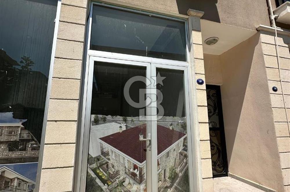 Foça Kazım Dirik Mah. Merkezi Konum Kiralık Dükkan