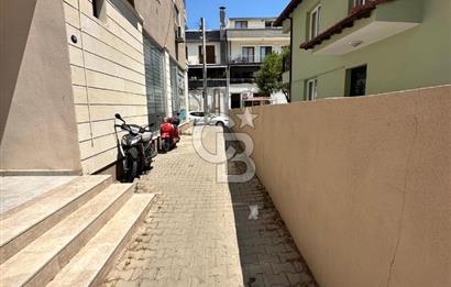 Foça Kazım Dirik Mah. Merkezi Konum Kiralık Dükkan