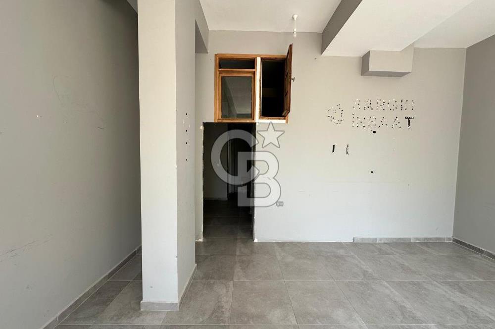 Foça Kazım Dirik Mah. Merkezi Konum Kiralık Dükkan