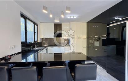 FETHİYE ÜZÜMLÜ'DE SATILIK DUBAİ TARZI LÜKS VİLLA