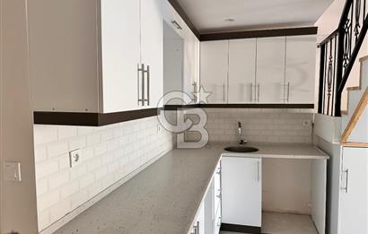 Foça Kazım Dirik Mah. Kiralık 3+1 Bahçeli Dubleks Daire