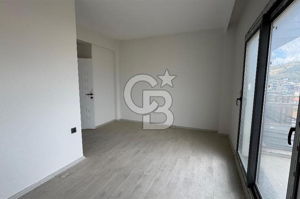 Yenifoça Mustafa Kemal Atatürk Mah. Kiralık 3+1 Bahçeli Dubleks