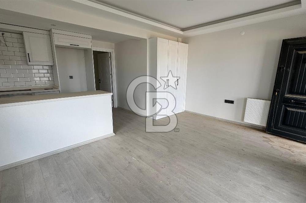 Yenifoça Mustafa Kemal Atatürk Mah. Kiralık 3+1 Bahçeli Dubleks