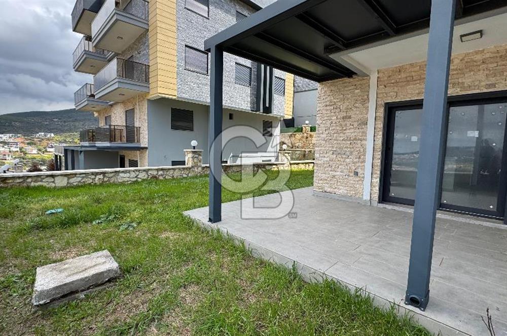 Yenifoça Mustafa Kemal Atatürk Mah. Kiralık 3+1 Bahçeli Dubleks