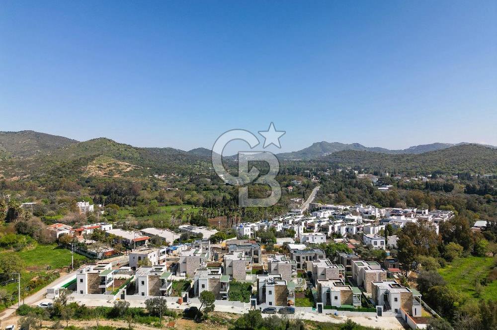 Gümüşlük Dereköy'de Geniş Bahçeli 2+1 Daire