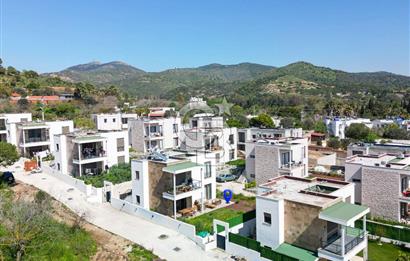 Gümüşlük Dereköy'de Geniş Bahçeli 2+1 Daire