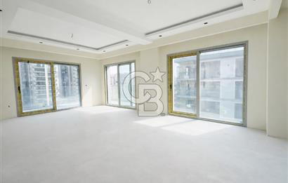 FENERBAHÇE , SELAHATTİN PINAR SOKAK'TA 4+1 KATTA TEK NET 140 M2 DAİRE