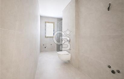 FENERBAHÇE , SELAHATTİN PINAR SOKAK'TA 4+1 KATTA TEK NET 140 M2 DAİRE