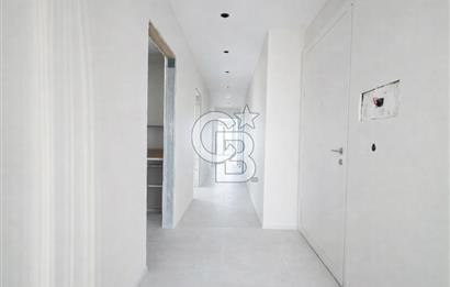 FENERBAHÇE , SELAHATTİN PINAR SOKAK'TA 4+1 KATTA TEK NET 140 M2 DAİRE