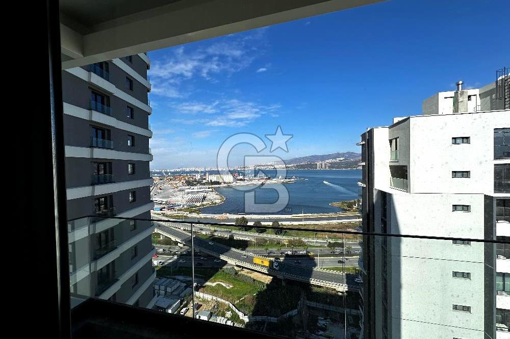 İnci Premium'da Deniz Manzaralı Eşyalı 1+1 Kiralık Köşe Daire