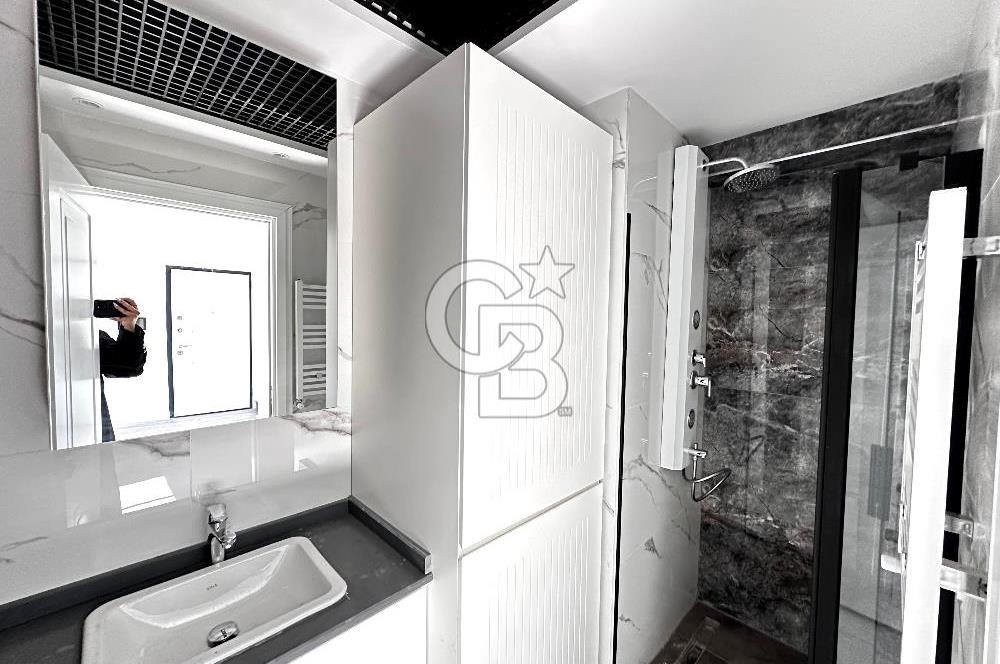 İnci Premium'da Deniz Manzaralı Eşyalı 1+1 Kiralık Köşe Daire