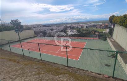 İZMİR ULUKENT YAMAÇEVLER'DE SATILIK 4+1 VİLLA