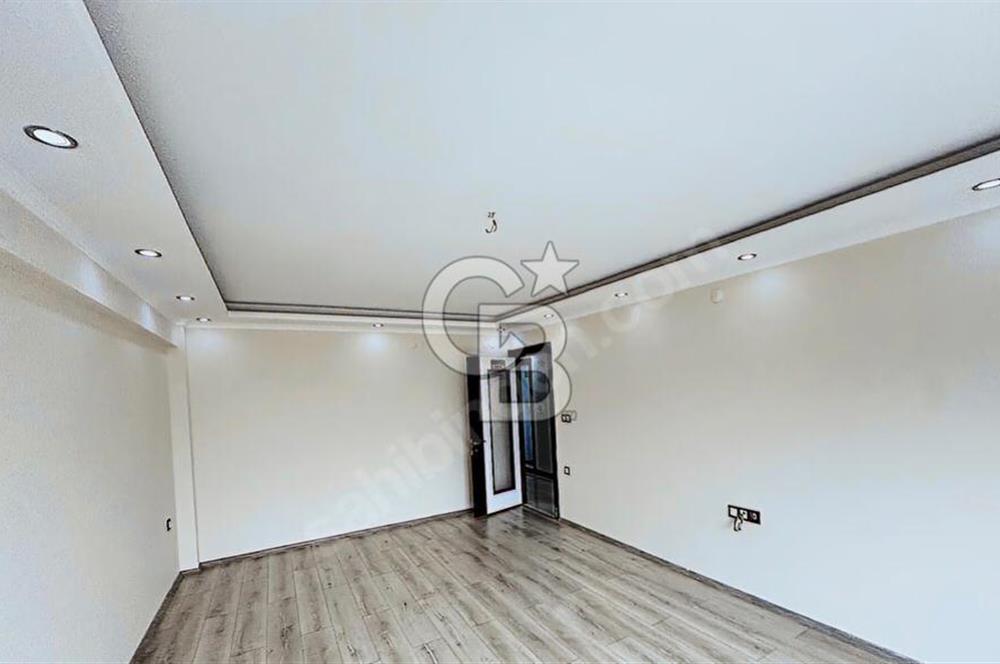 Hafta Sultan Bulvar Üstü Satılık 2+1 Daire (ofis-Muayehane)