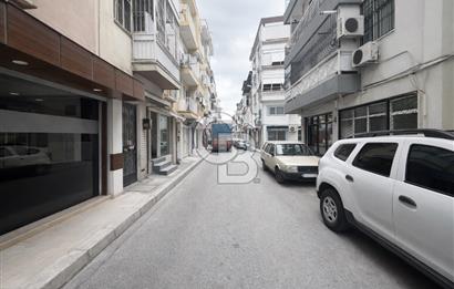 Güzelyalı Mithatpaşa Yakını Vitrinli 80 m² Satılık Dükkan 