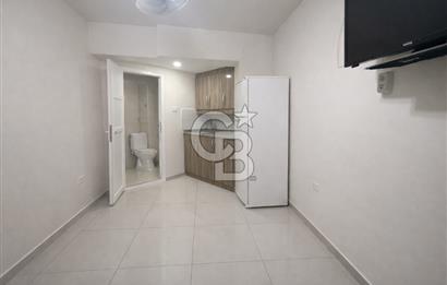 Güzelyalı Mithatpaşa Yakını Vitrinli 80 m² Satılık Dükkan 