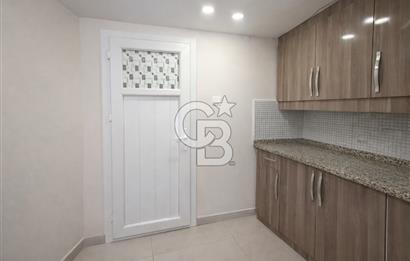 Güzelyalı Mithatpaşa Yakını Vitrinli 80 m² Satılık Dükkan 