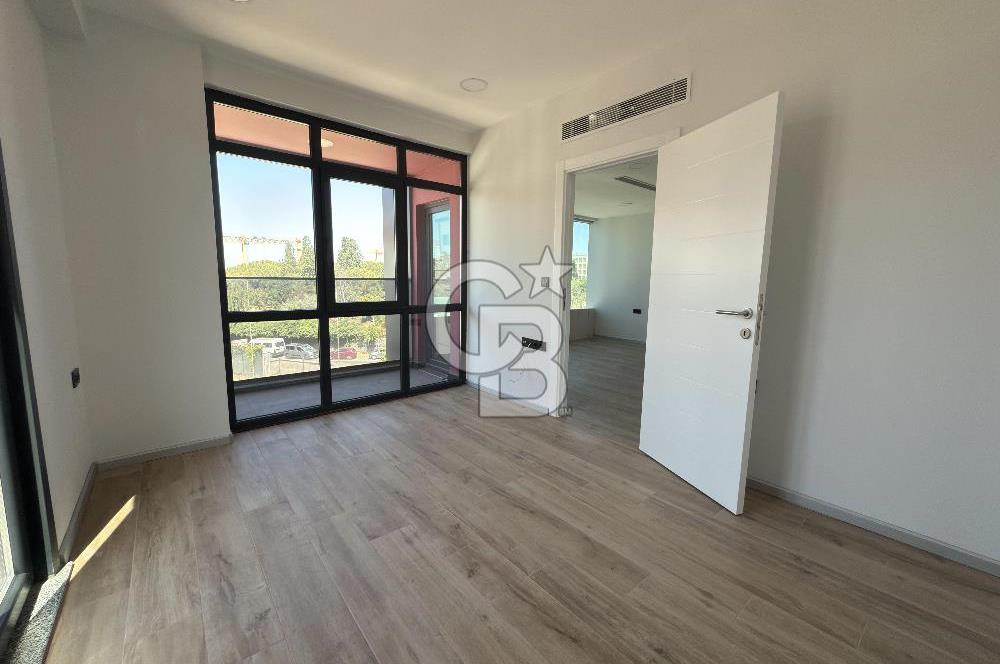 TUZLA TERSANELER BÖLGESİNDE SIFIR BİNADA KİRALIK 1+1 MODERN OFİS