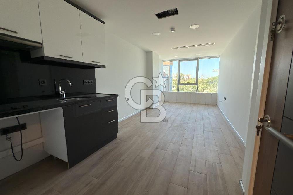 TUZLA TERSANELER BÖLGESİNDE SIFIR BİNADA KİRALIK 1+1 MODERN OFİS