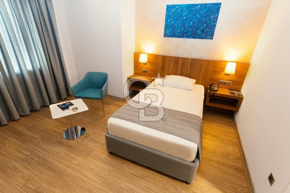 GEBZE E-5&TEM BAĞLANTISINDA 4 YILDIZLI RUHSATLI FAAL OTEL