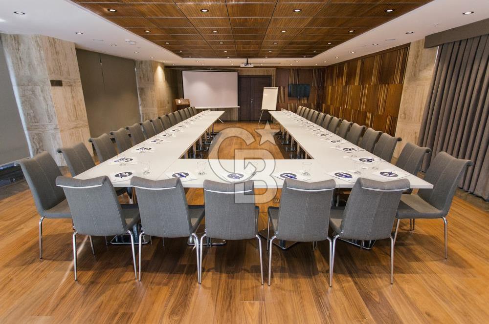 GEBZE E-5&TEM BAĞLANTISINDA 4 YILDIZLI RUHSATLI FAAL OTEL