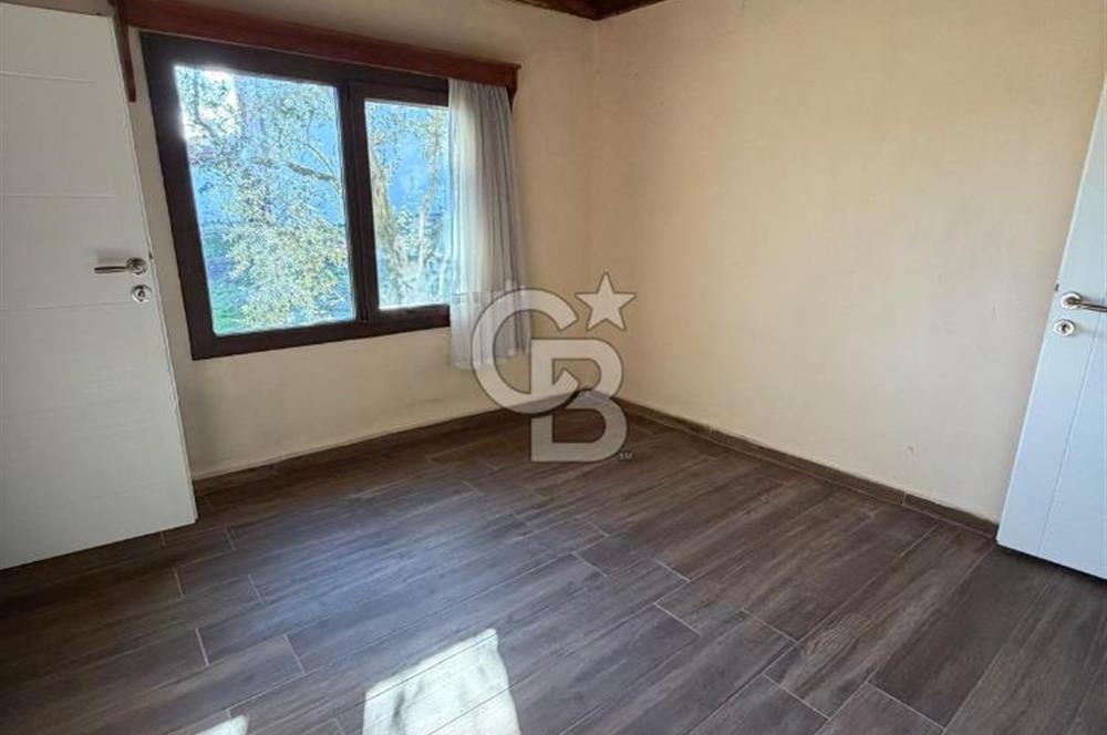 MUĞLA/MENTEŞE/DOĞANKÖY'DE SATILIK KAGİR KÖY EVİ VE BAHÇESİ