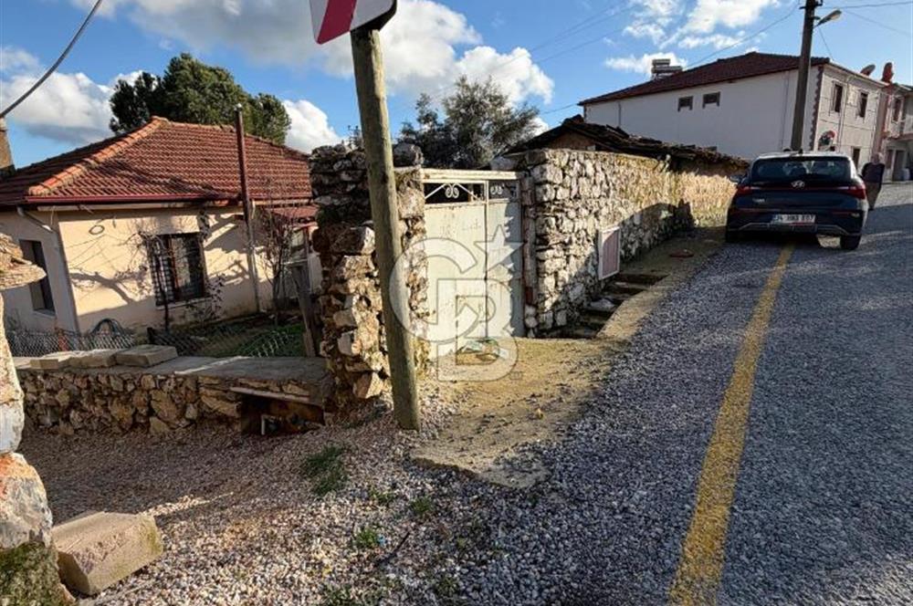 MUĞLA/MENTEŞE/DOĞANKÖY'DE SATILIK KAGİR KÖY EVİ VE BAHÇESİ