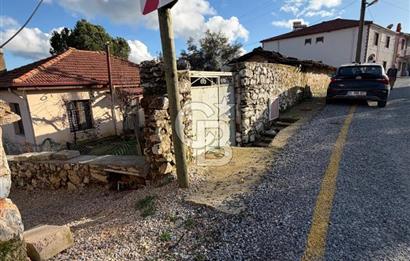 MUĞLA/MENTEŞE/DOĞANKÖY'DE SATILIK KAGİR KÖY EVİ VE BAHÇESİ