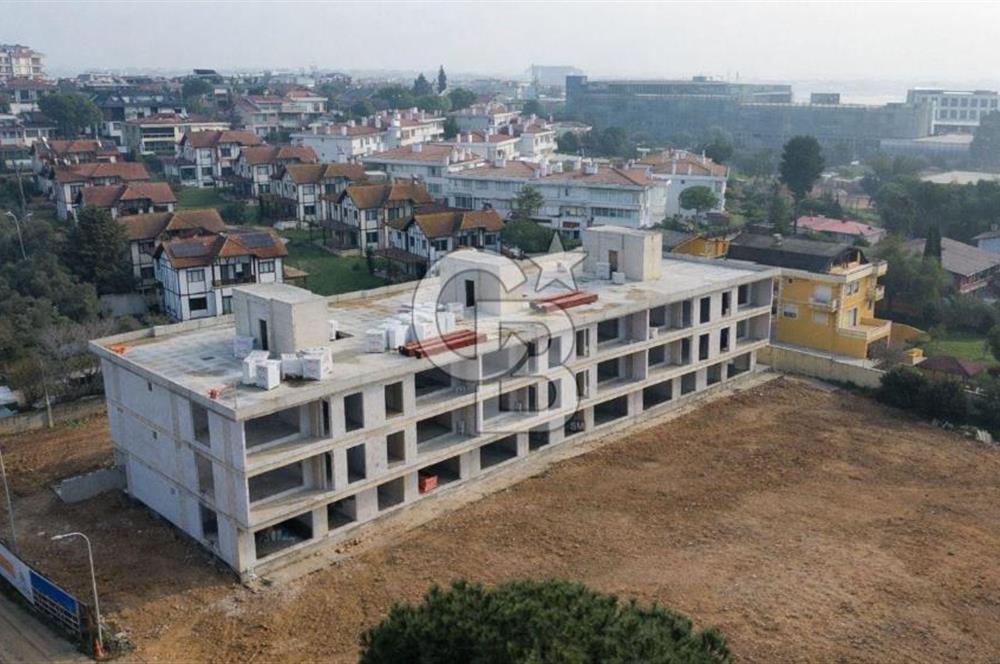 Tuzla Mercan Aquamarinede Denize Sıfır Bahçeli 2+1 Lüks Daire