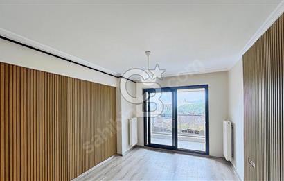 Hafta Sultan Bulvar Üstü Satılık 2+1 Daire (ofis-Muayehane)