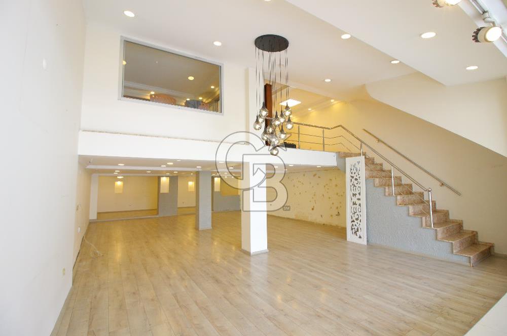 YEŞİLLİK CADDESİNE CEPHELİ, KİRALIK 4 KATLI MAĞAZA 