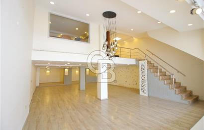 YEŞİLLİK CADDESİNE CEPHELİ, KİRALIK 4 KATLI MAĞAZA 