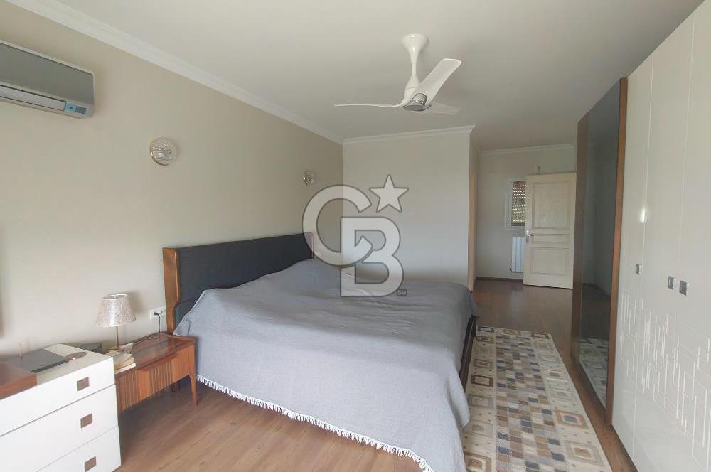 İZMİR ULUKENT YAMAÇEVLER'DE SATILIK 4+1 VİLLA