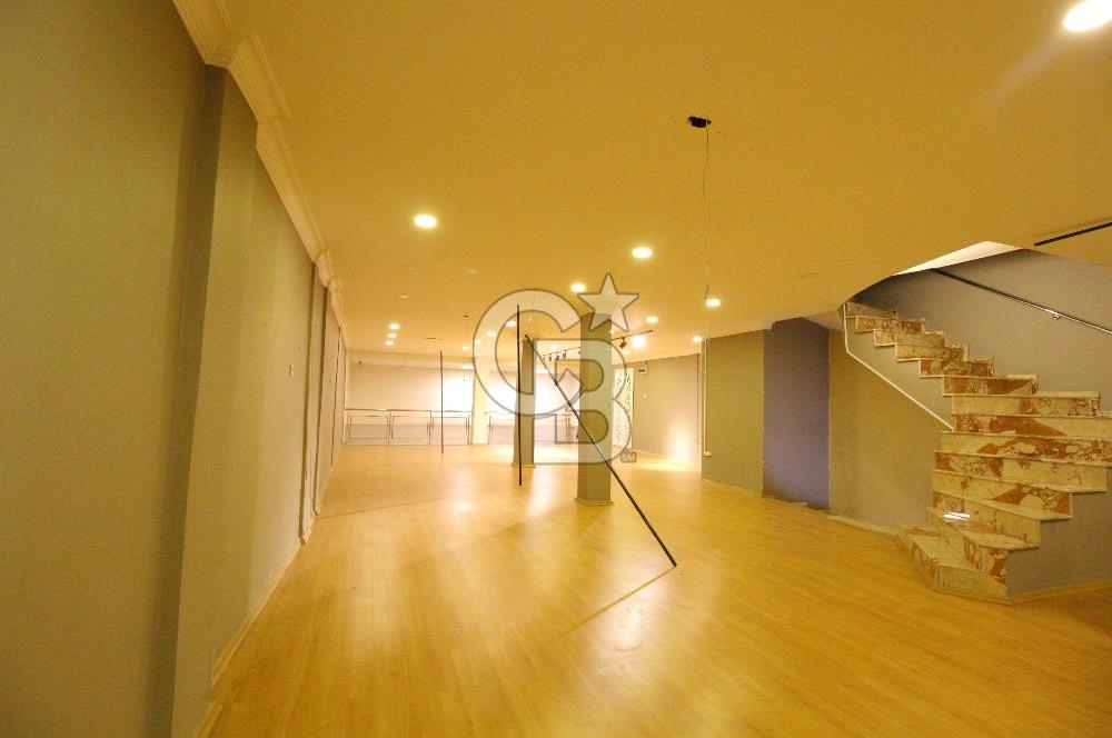 YEŞİLLİK CADDESİNE CEPHELİ, KİRALIK 4 KATLI MAĞAZA 