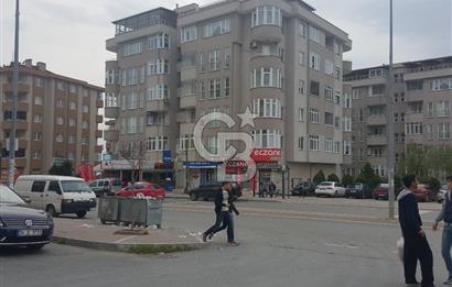 Yenikent'in (Mutlukent) en merkezi bölgesinde satılık daire.