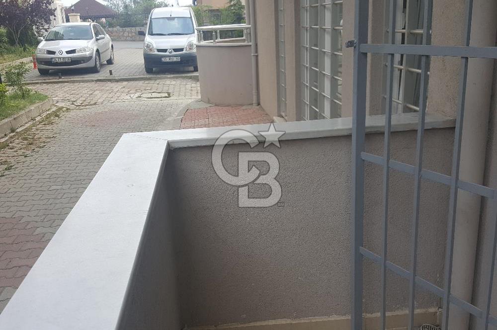 Yenikent'in (Mutlukent) en merkezi bölgesinde satılık daire.