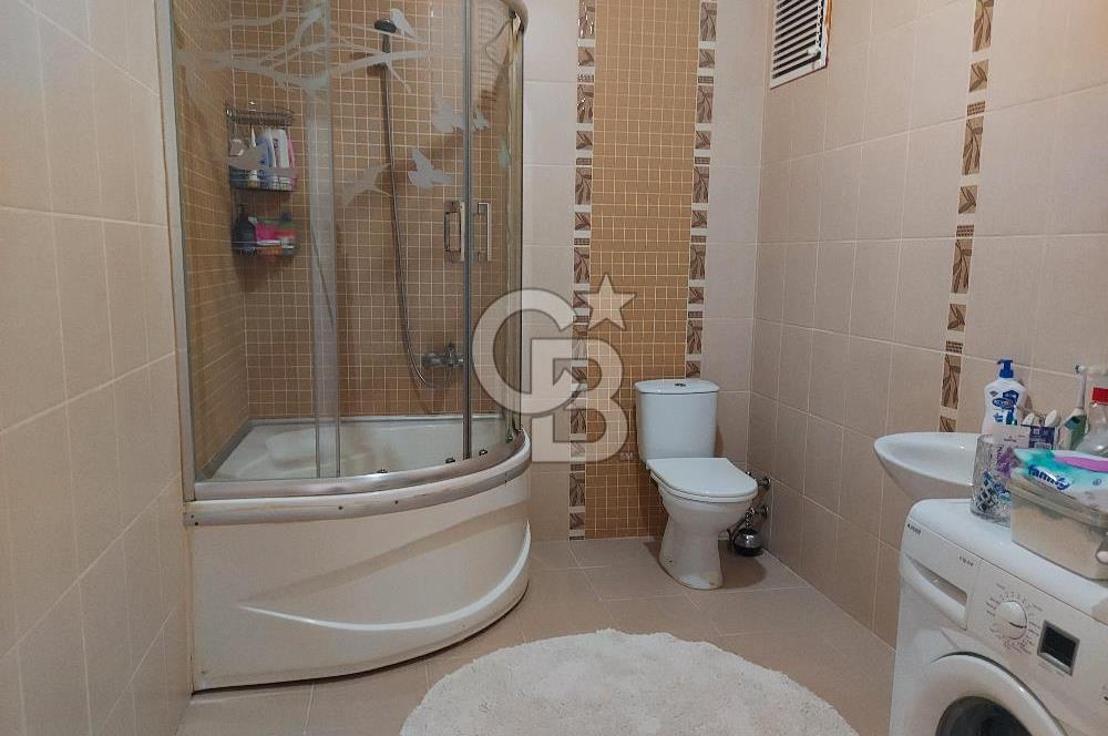 Yenikent'in (Mutlukent) en merkezi bölgesinde satılık daire.