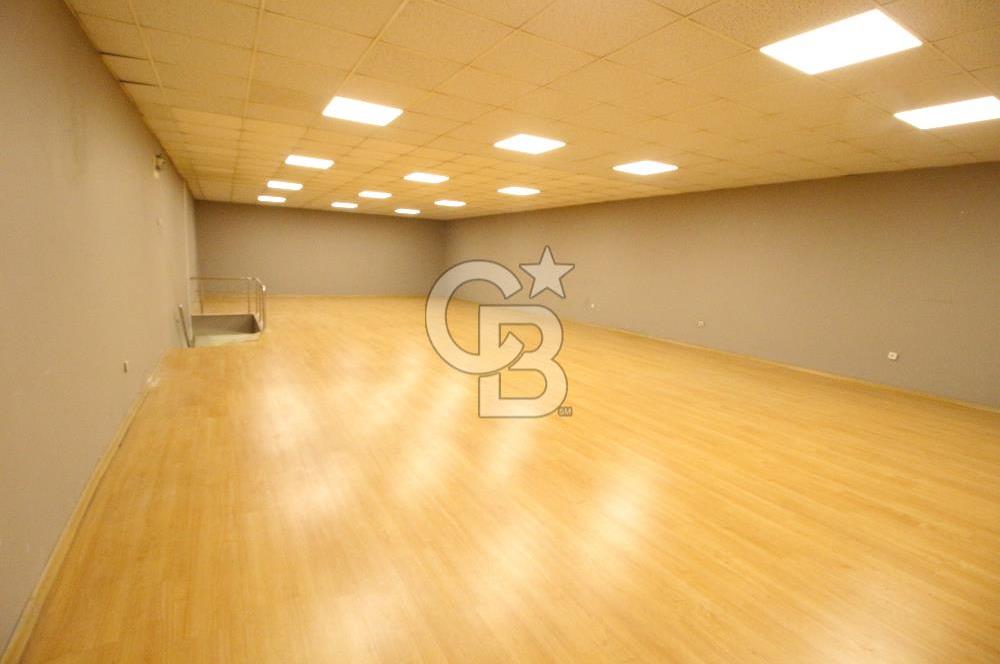 YEŞİLLİK CADDESİNE CEPHELİ, KİRALIK 4 KATLI MAĞAZA 