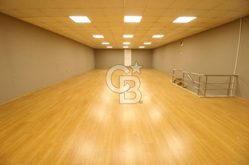 YEŞİLLİK CADDESİNE CEPHELİ, KİRALIK 4 KATLI MAĞAZA 